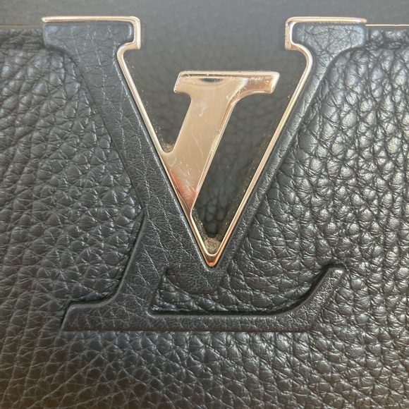 LV bag - Picture 3 of 16